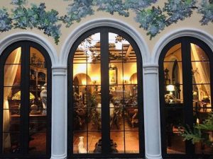 Cửa nhôm 2 cánh màu đen