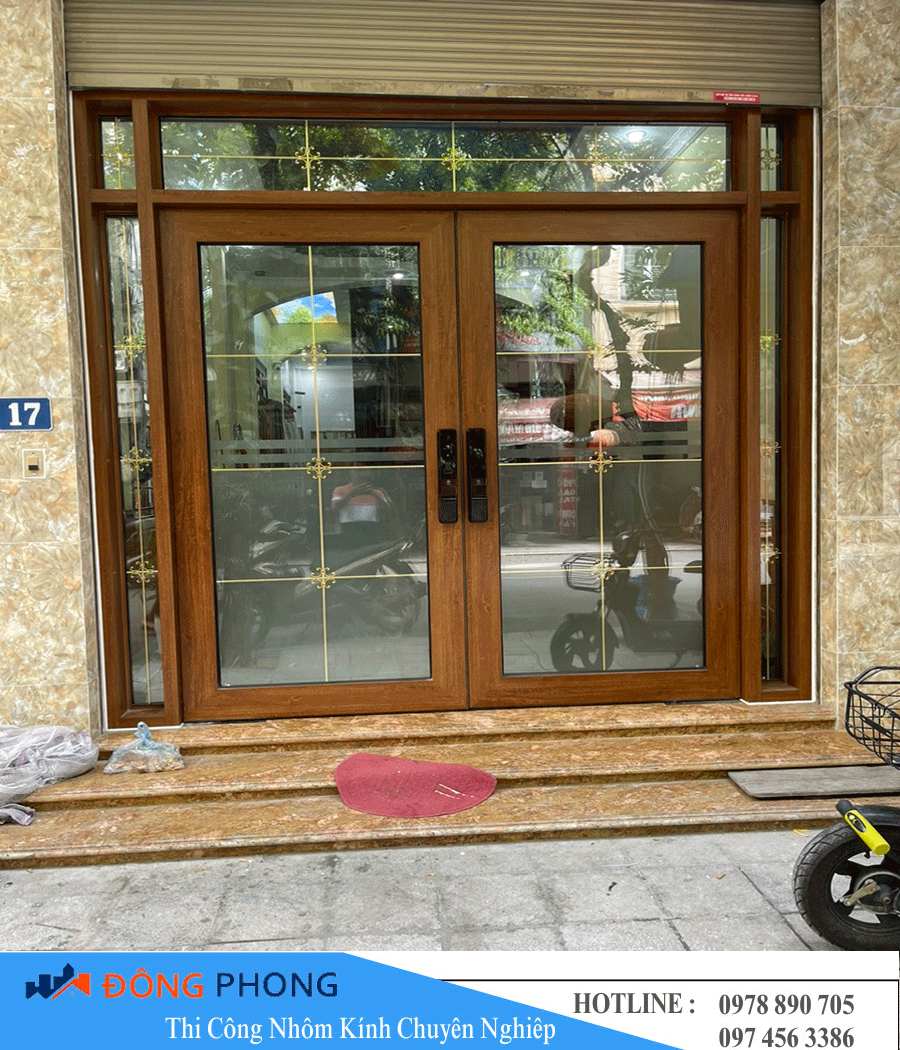 Cửa Thuỷ Lực Viền Nhôm Kính Hoa Đồng